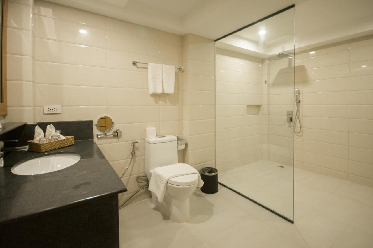 Commander Suites De Boracay Manoc-Manoc Luaran gambar