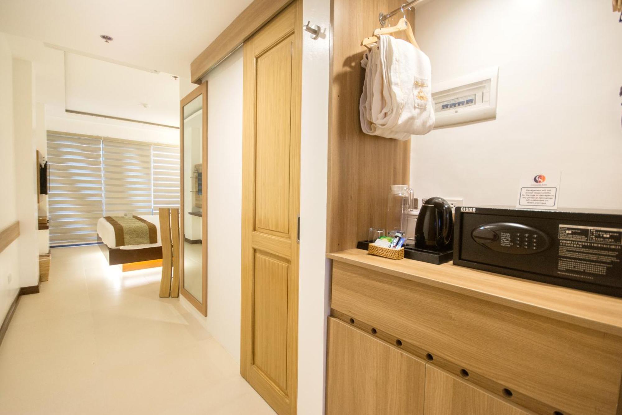 Commander Suites De Boracay Manoc-Manoc Bilik gambar
