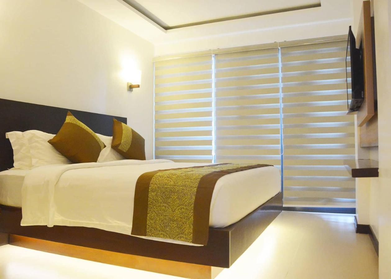 Commander Suites De Boracay Manoc-Manoc Luaran gambar