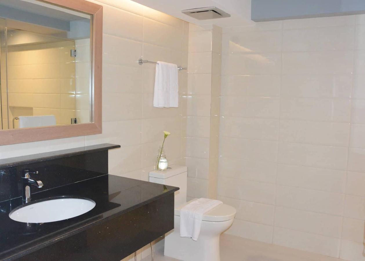 Commander Suites De Boracay Manoc-Manoc Luaran gambar